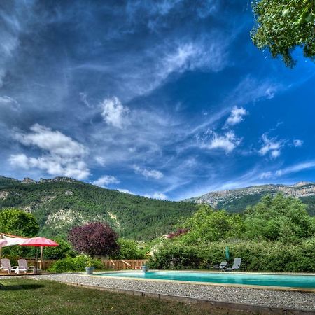 L'Enclos B&B Châtillon-en-Diois Exteriör bild
